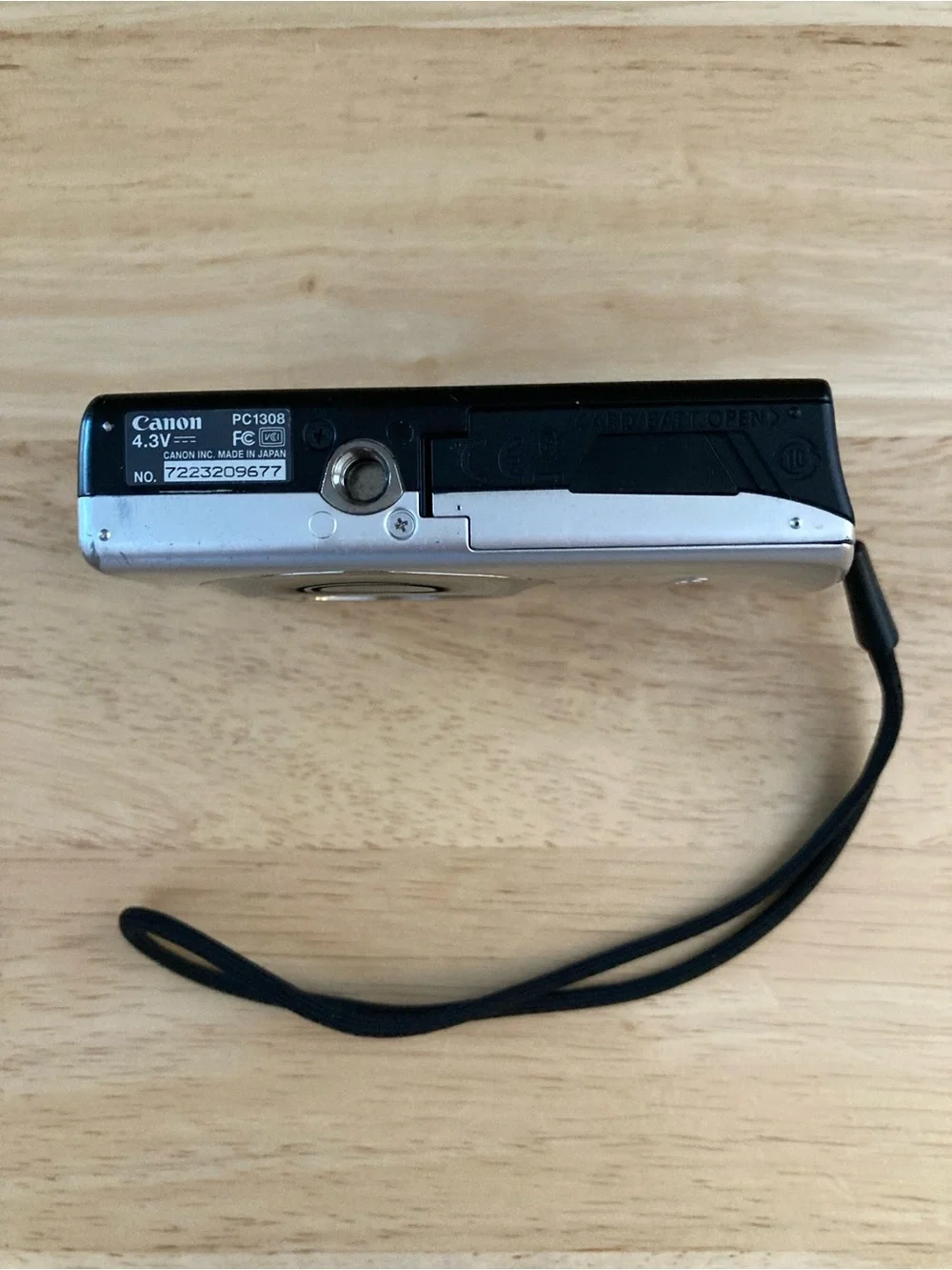 Canon compact digital